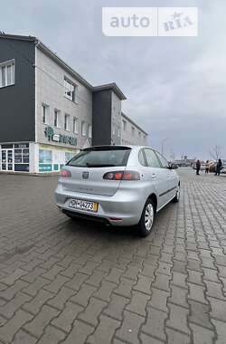 Хэтчбек SEAT Ibiza 2007 в Хусте