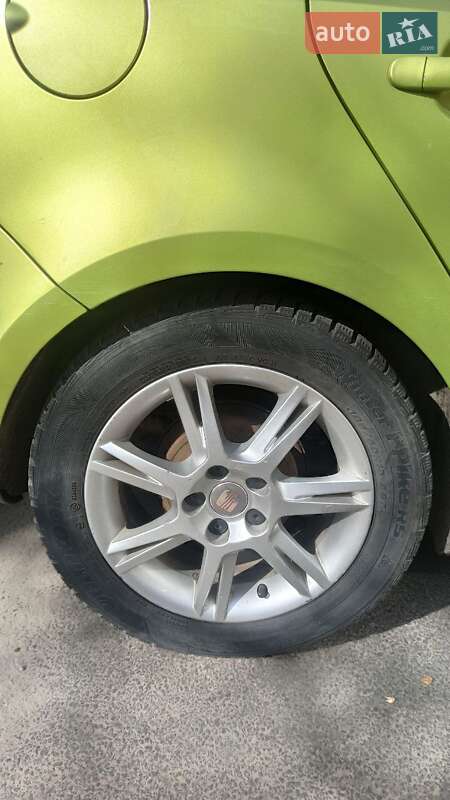 Хэтчбек SEAT Ibiza 2008 в Днепре