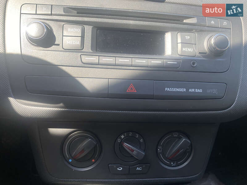 Хэтчбек SEAT Ibiza 2014 в Львове фото 23 Хэтчбек SEAT Ibiza 2014 в Львове