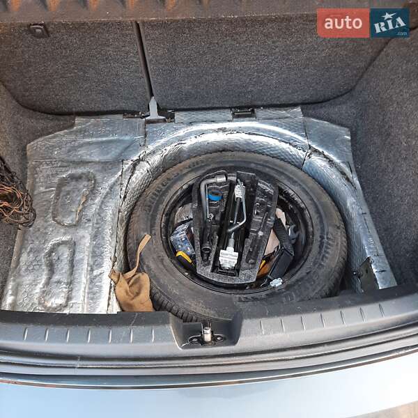 Хетчбек SEAT Ibiza 2011 в Харкові