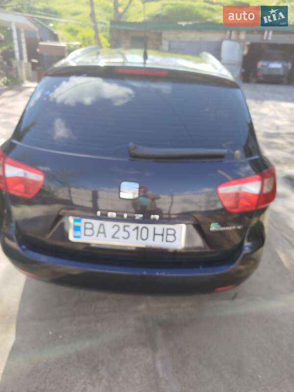 Хетчбек SEAT Ibiza 2011 в Кропивницькому