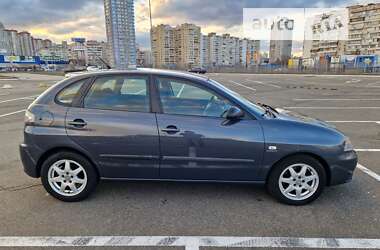 Хетчбек SEAT Ibiza 2008 в Києві