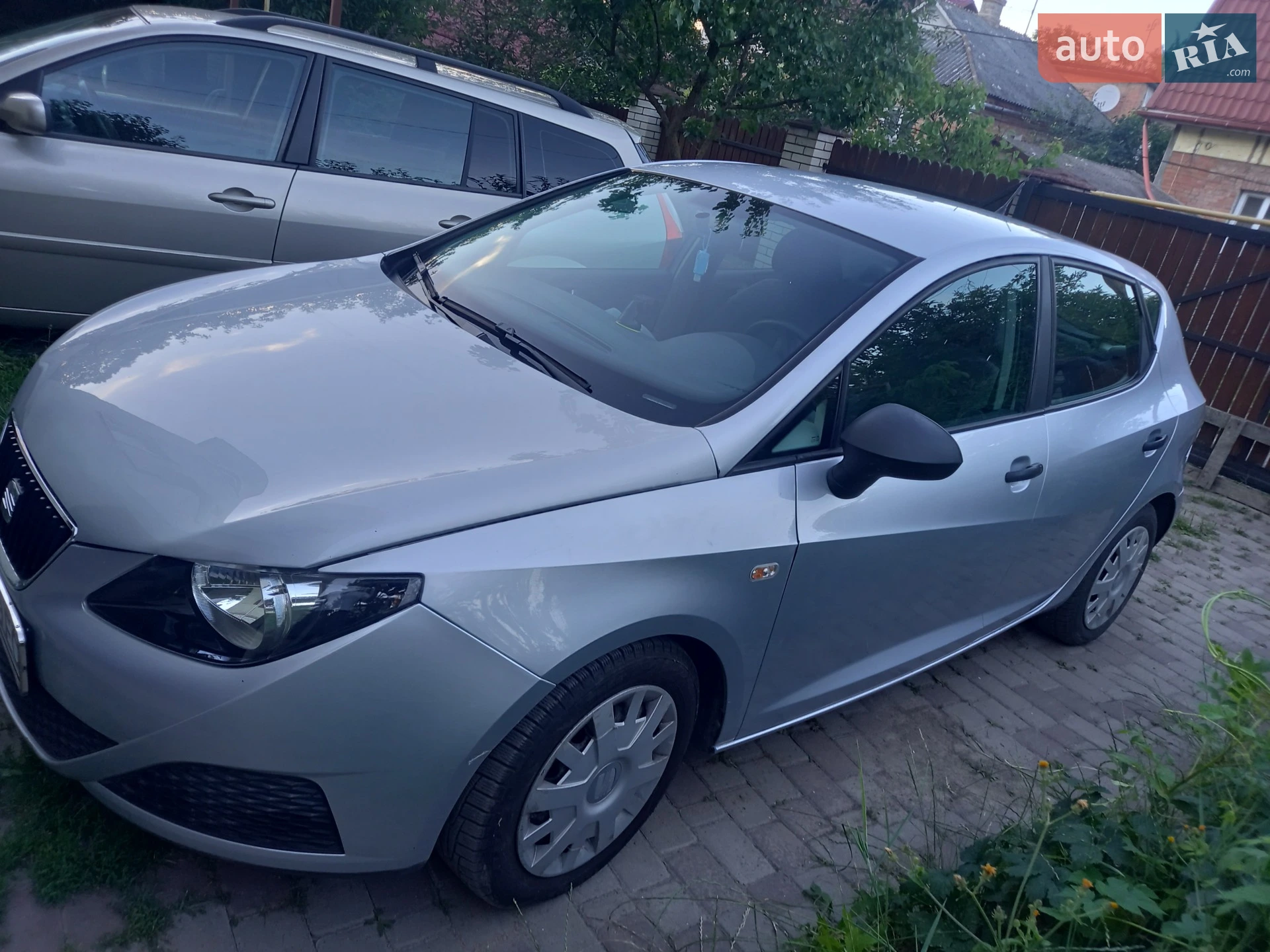 2010 SEAT Ibiza - мініатюра 2