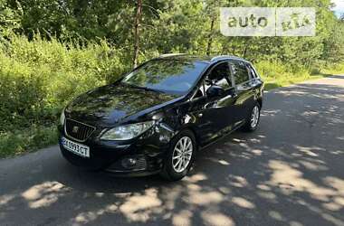 Хэтчбек SEAT Ibiza 2011 в Ровно