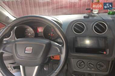 Хэтчбек SEAT Ibiza 2010 в Ромнах