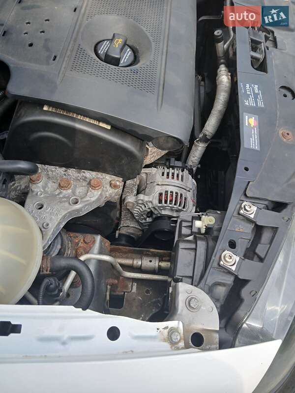 Хэтчбек SEAT Ibiza 2003 в Шумске