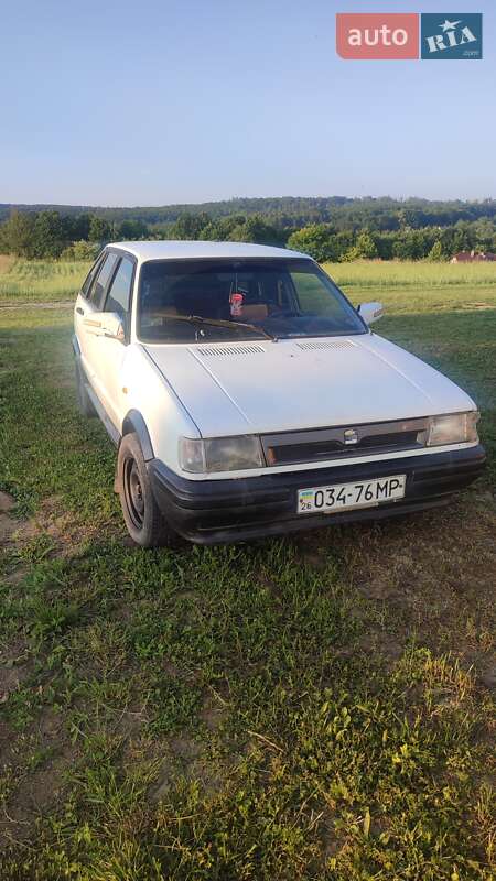 Хетчбек SEAT Ibiza 1990 в Сторожинці