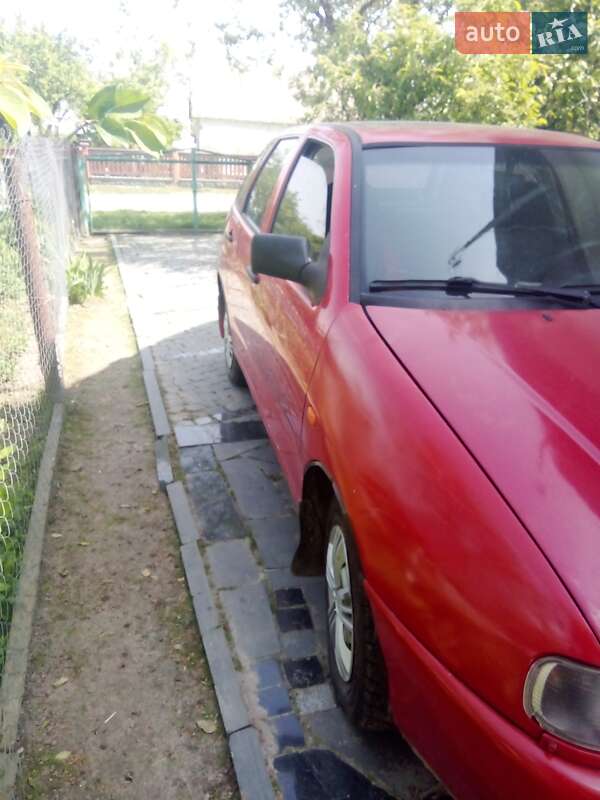 Хетчбек SEAT Ibiza 1995 в Костопілі