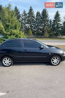 Хэтчбек SEAT Ibiza 2003 в Баре