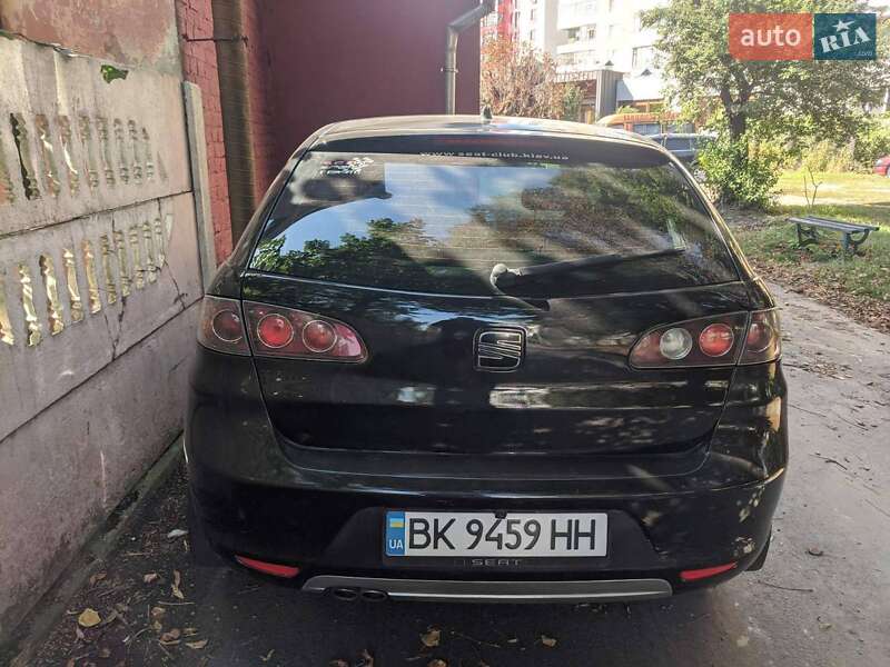 Хэтчбек SEAT Ibiza 2008 в Ровно