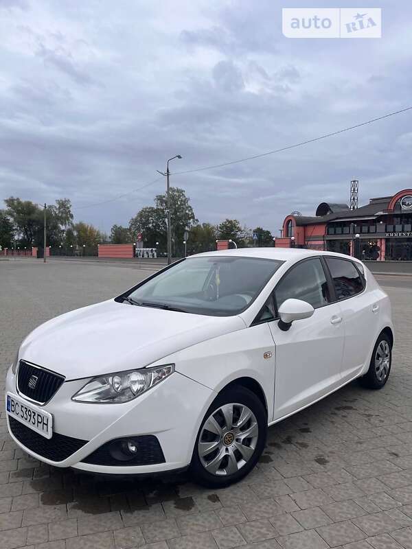 Хетчбек SEAT Ibiza 2008 в Львові