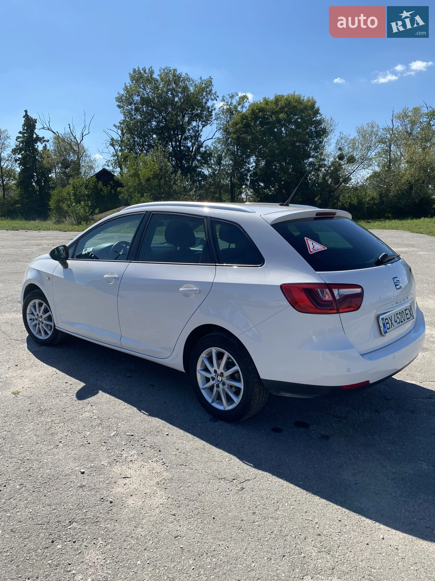2015 SEAT Ibiza - мініатюра 2