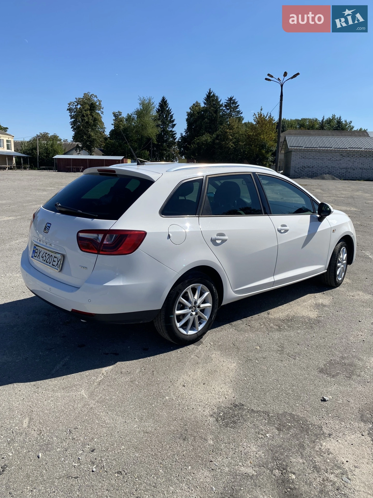 2015 SEAT Ibiza - мініатюра 4