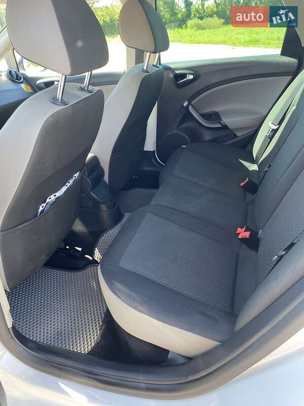 Універсал SEAT Ibiza 2015 в Хмельницькому