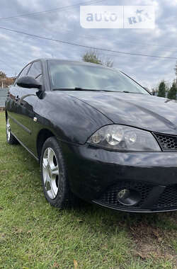 Хетчбек SEAT Ibiza 2008 в Чернівцях