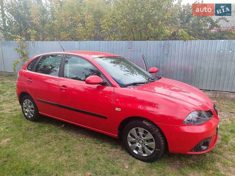 Хэтчбек SEAT Ibiza 2009 в Корсуне-Шевченковском