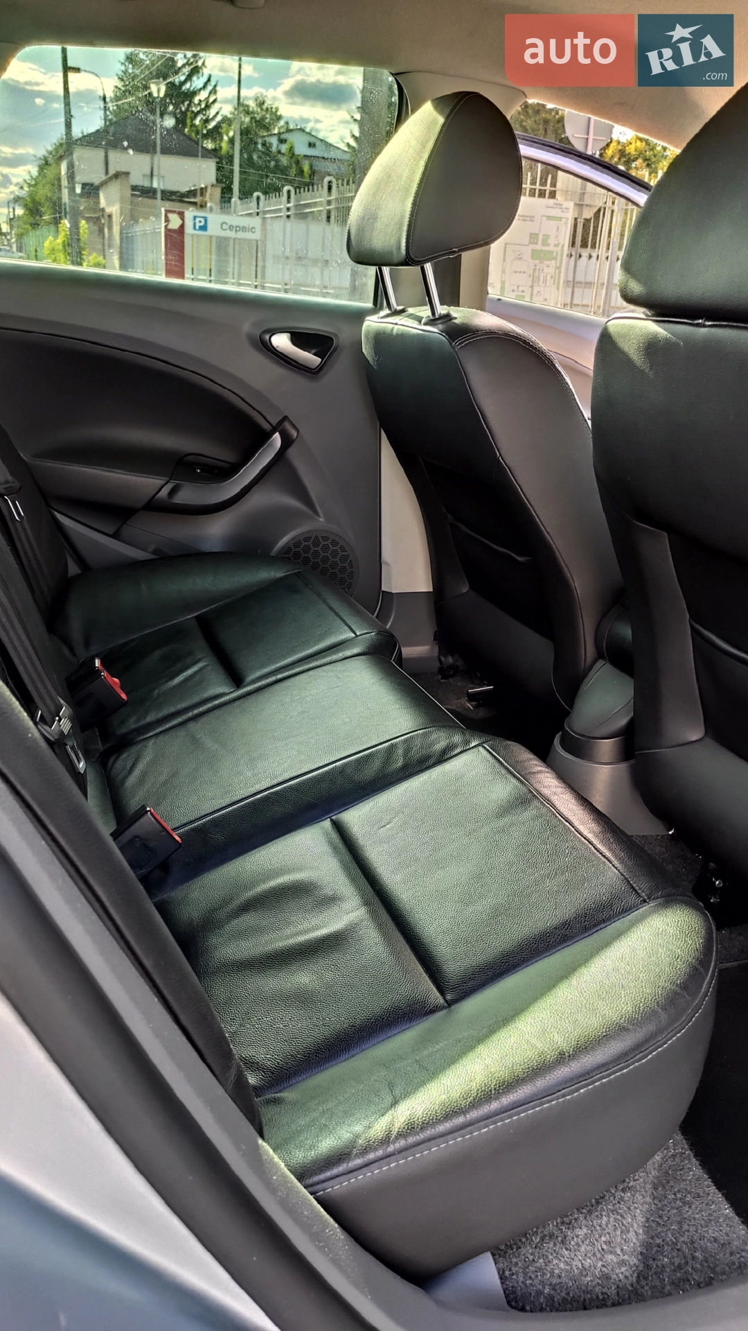 2010 SEAT Ibiza - мініатюра 16