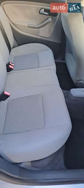 Хэтчбек SEAT Ibiza 2002 в Запорожье
