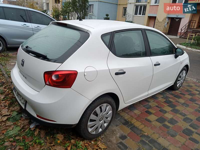 Хетчбек SEAT Ibiza 2010 в Рівному