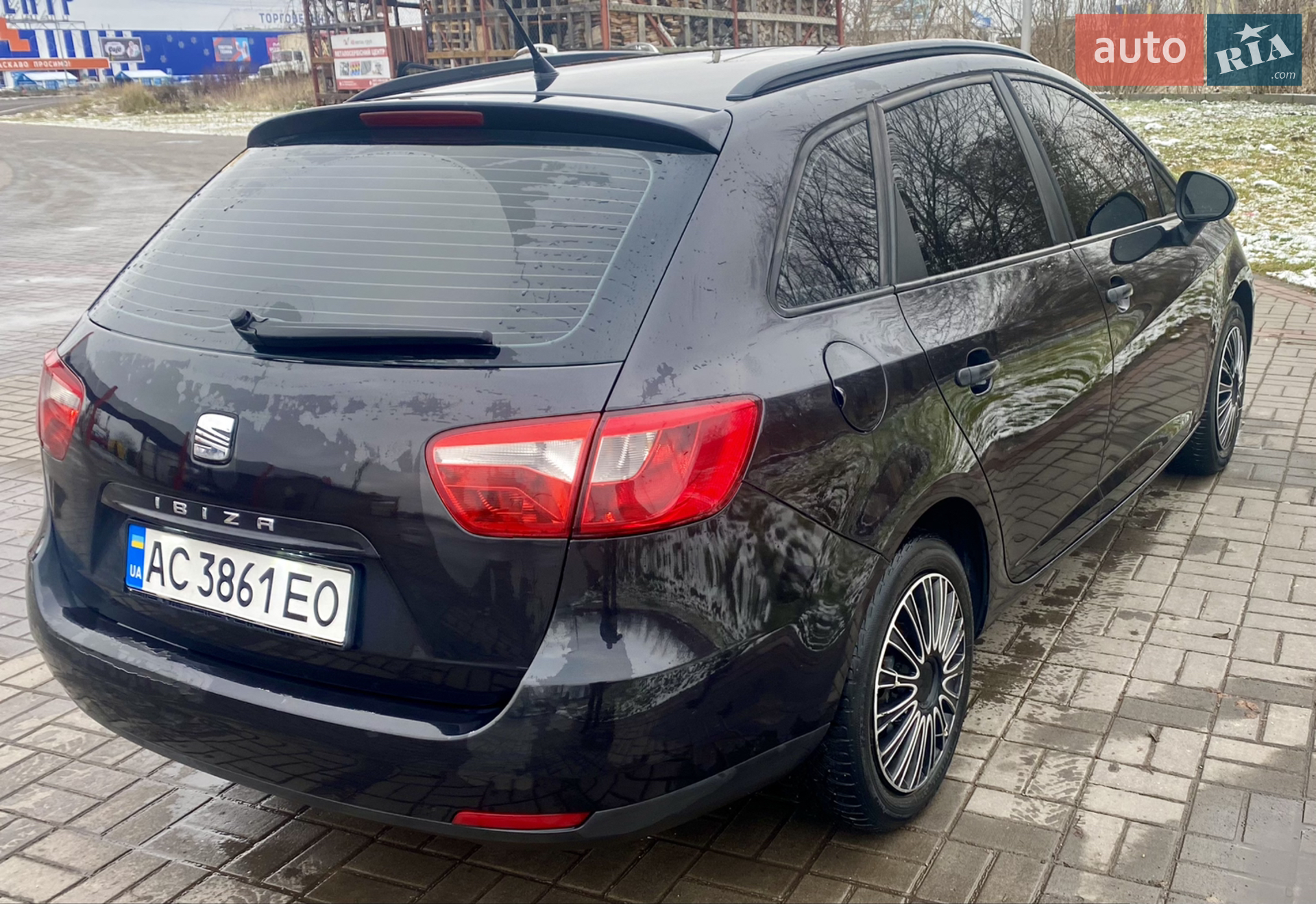2011 SEAT Ibiza - мініатюра 5