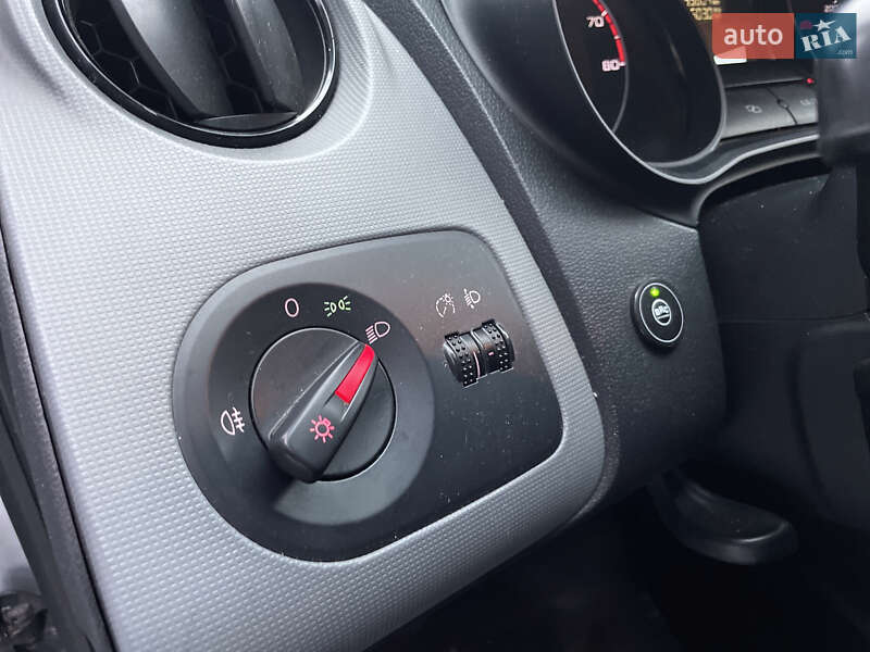 Хетчбек SEAT Ibiza 2013 в Києві