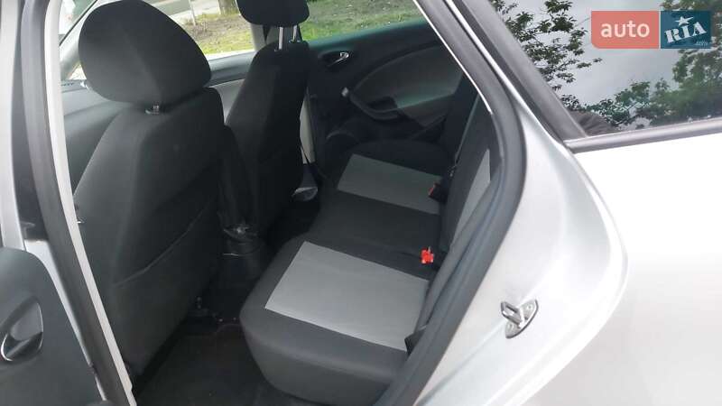 Хэтчбек SEAT Ibiza 2013 в Конотопе