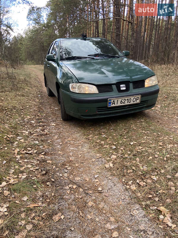 Хетчбек SEAT Ibiza 2000 в Києві