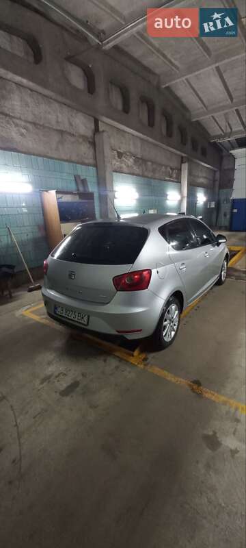 Хэтчбек SEAT Ibiza 2015 в Чернигове