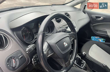Хэтчбек SEAT Ibiza 2012 в 