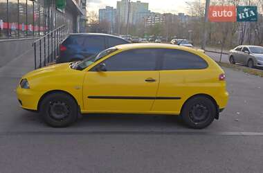 Хэтчбек SEAT Ibiza 2004 в Киеве