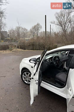 Хэтчбек SEAT Ibiza 2010 в 