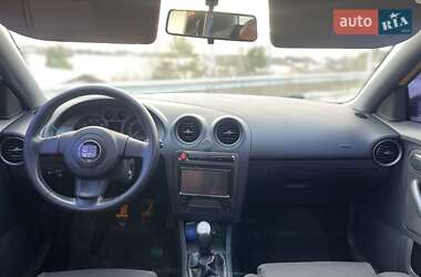 Хэтчбек SEAT Ibiza 2008 в Киеве