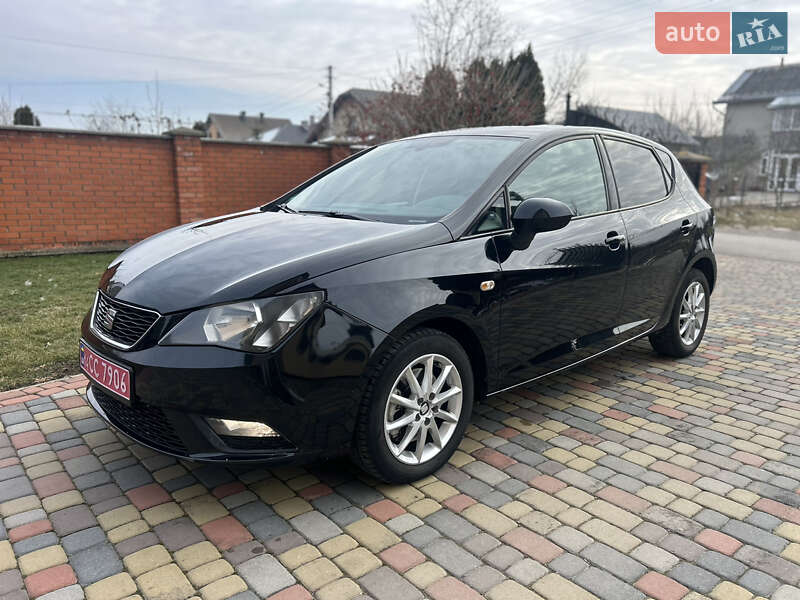 Хэтчбек SEAT Ibiza 2015 в Тысменице