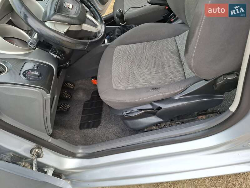 Хэтчбек SEAT Ibiza 2010 в Дрогобыче