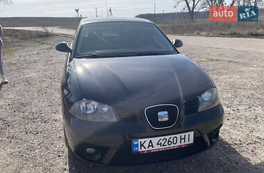 Хэтчбек SEAT Ibiza 2006 в Прилуках