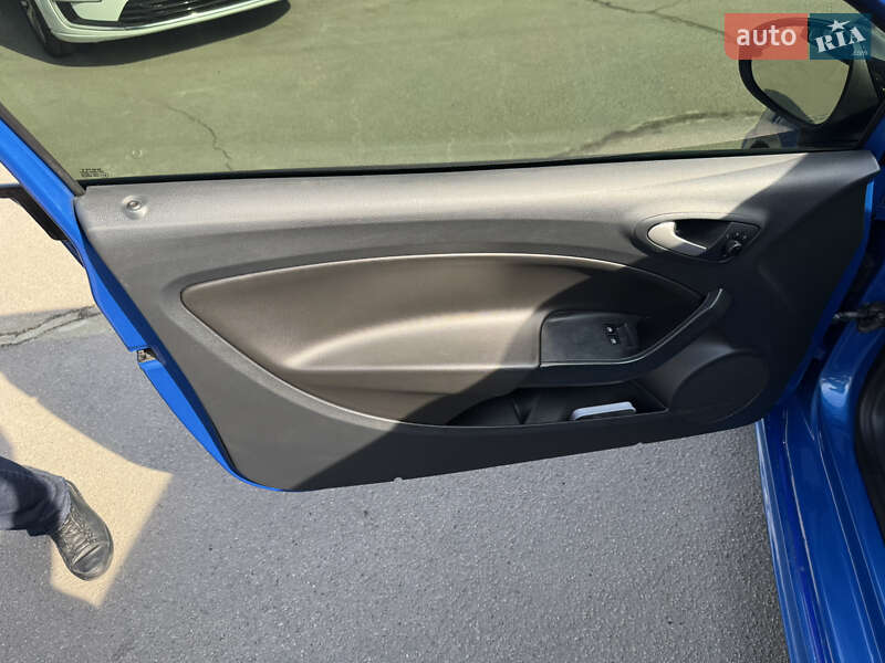 Хэтчбек SEAT Ibiza 2011 в Запорожье фото 20 Хэтчбек SEAT Ibiza 2011 в Запорожье