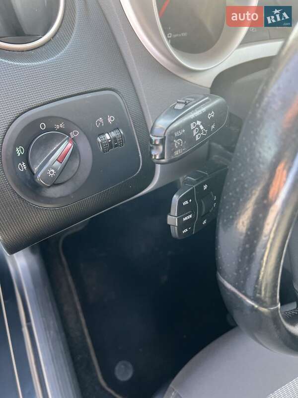 Хэтчбек SEAT Ibiza 2010 в Житомире