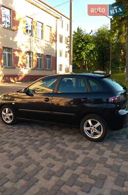 Хэтчбек SEAT Ibiza 2008 в 