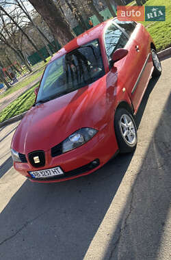 Хэтчбек SEAT Ibiza 2004 в 