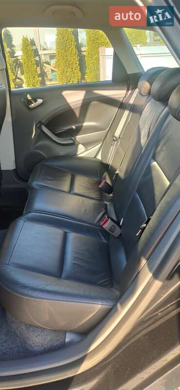 Хетчбек SEAT Ibiza 2011 в Рівному
