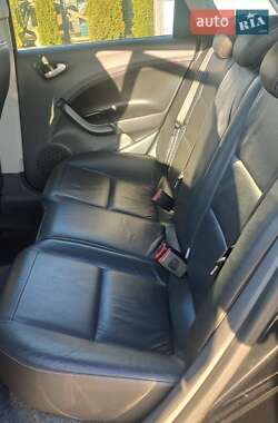 Хэтчбек SEAT Ibiza 2011 в 