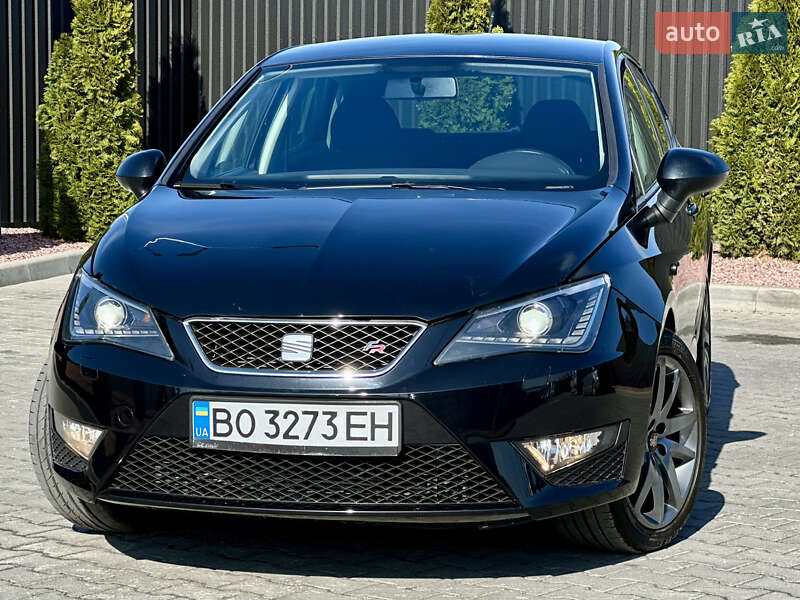 Хэтчбек SEAT Ibiza 2012 в 