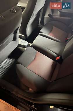 Хэтчбек SEAT Ibiza 2008 в 