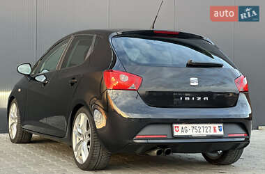 Хэтчбек SEAT Ibiza 2010 в 