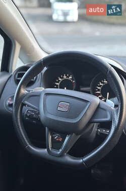 Хэтчбек SEAT Ibiza 2010 в 