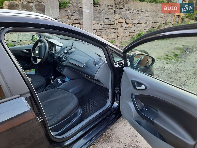 Универсал SEAT Ibiza 2011 в Черновцах фото 7 Универсал SEAT Ibiza 2011 в Черновцах