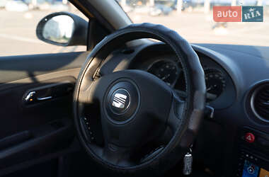 Хетчбек SEAT Ibiza 2009 в 
