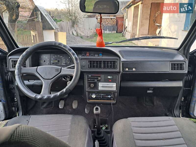 Хетчбек SEAT Ibiza 1990 в Дерно