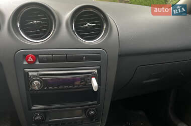 Хэтчбек SEAT Ibiza 2008 в 