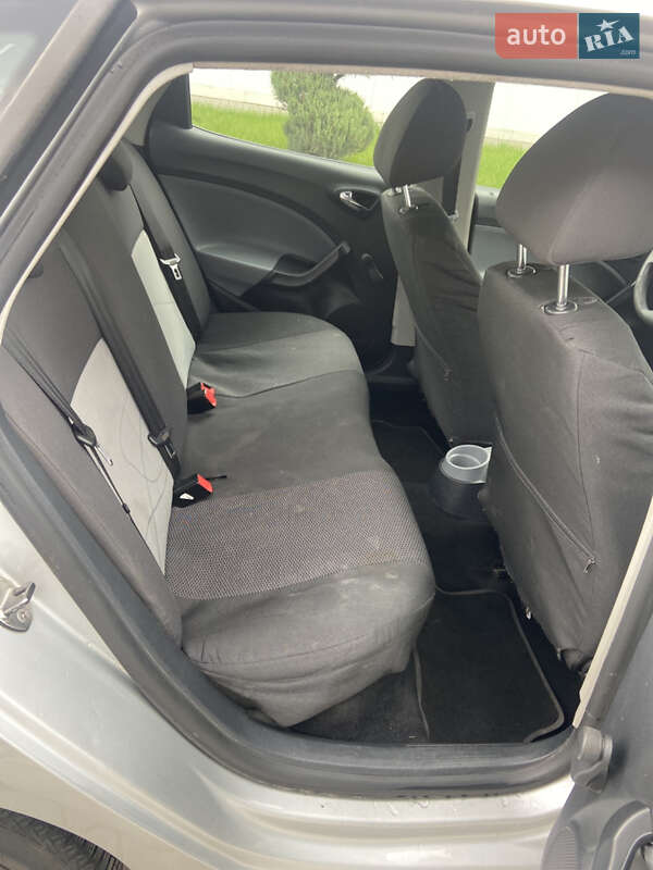 Хетчбек SEAT Ibiza 2013 в Києві